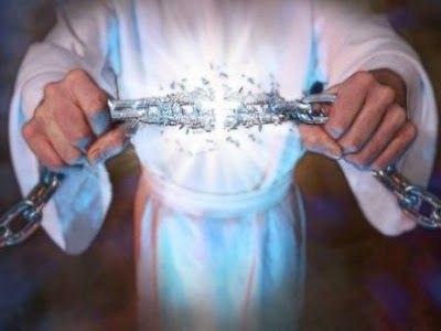 sortir-de-la-malediction-ou-de-situations-qui-nous-semblent-verrouillees